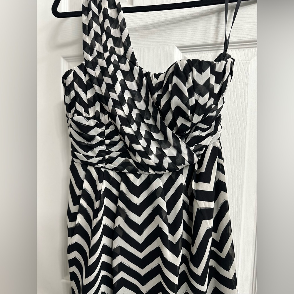 Black & White one-shoulder dress